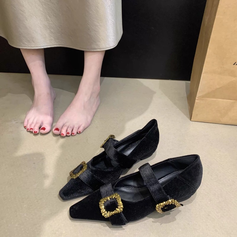 أحذية نسائية كلاسيكية بمقدمة م - مراجعة Women'S Fashion Shoes وسعره